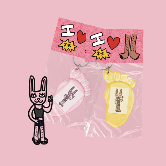 i <3 bunniez feet keychain